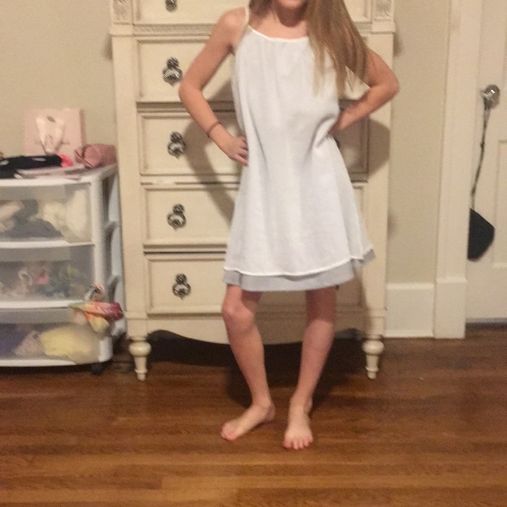 A.bird cream and grey dress